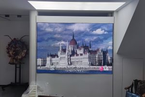 广州教育公司前台展厅P3室内大屏效果展示